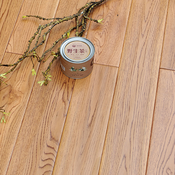 實(shí)木地?zé)岬匕? border=