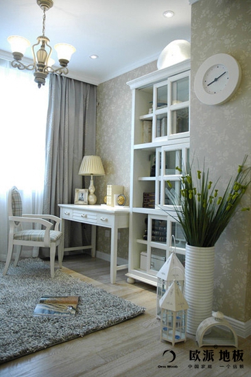 選購(gòu)實(shí)木地板還需慎重