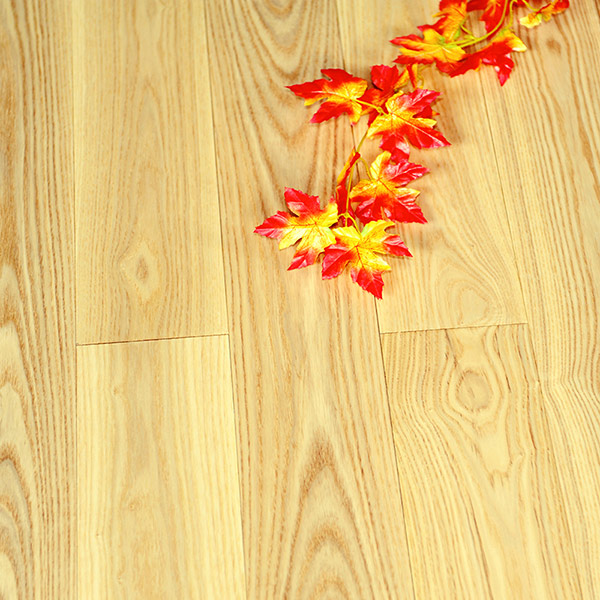 白蠟木實木地板